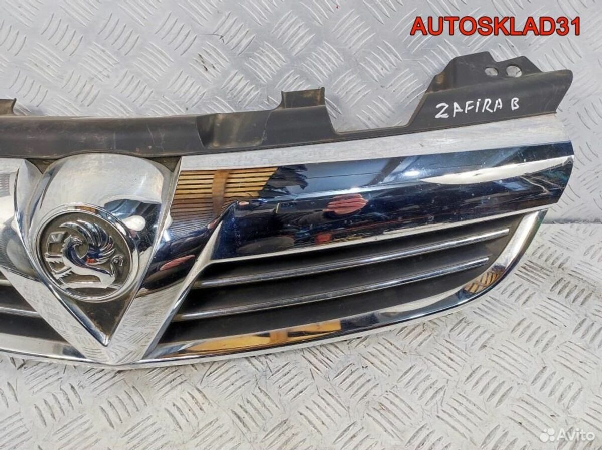 Решетка радиатора Opel Zafira B 13247331 Рестайлин - АвтоСклад31.рф - авторазборка контрактные б/у запчасти в г. Белгород