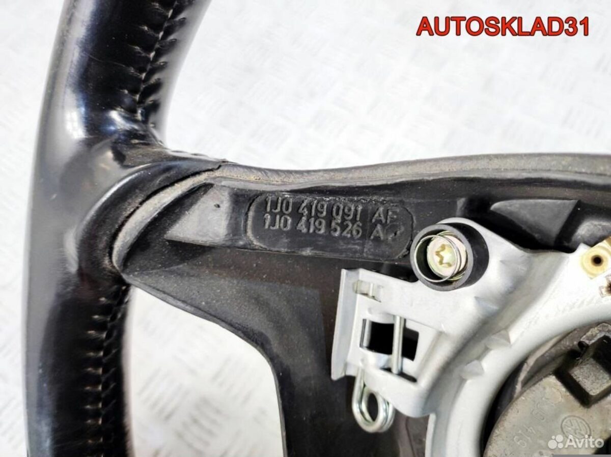 Рулевое колесо кожа VW Passat B5 3B0419091AN - АвтоСклад31.рф - авторазборка контрактные б/у запчасти в г. Белгород