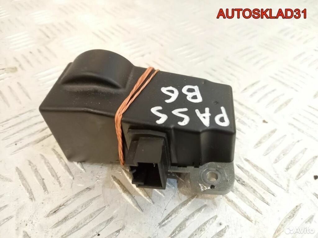 Блокиратор рулевой колонки VW Passat B6 3C0905861J - АвтоСклад31.рф - авторазборка контрактные б/у запчасти в г. Белгород Блокиратор рулевой колонки VW Passat B6 3C0905861J - АвтоСклад31.рф - авторазборка контрактные б/у запчасти в г. Белгород