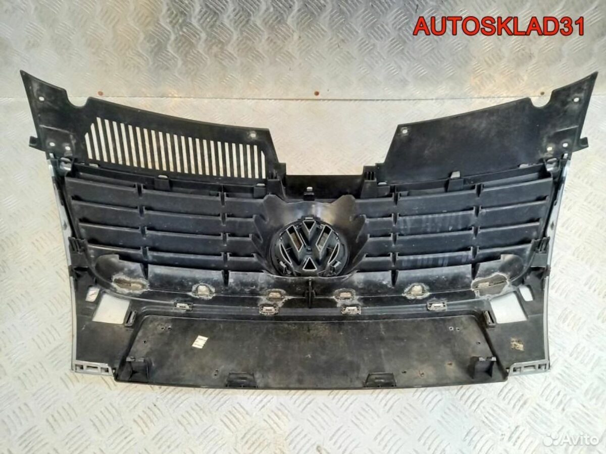 Решетка радиатора Volkswagen Passat B6 3C0853651 - АвтоСклад31.рф - авторазборка контрактные б/у запчасти в г. Белгород