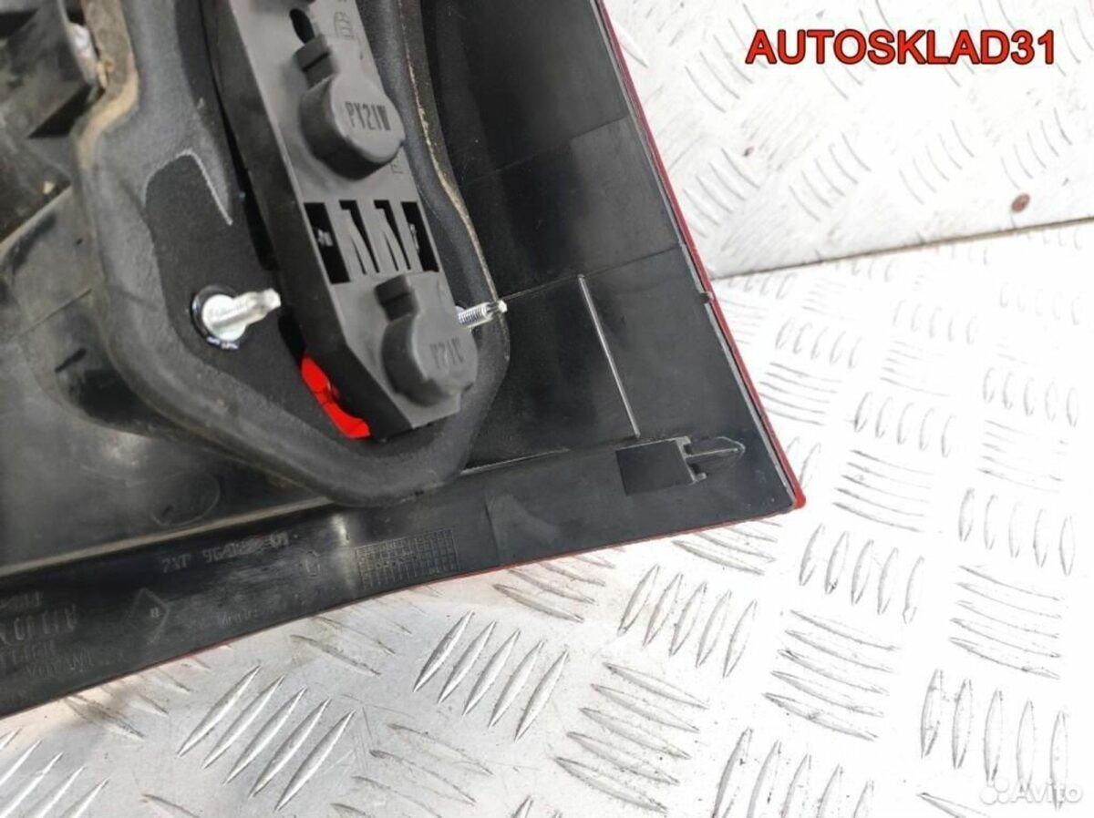Фонарь задний левый Renault Megane 2 8200142684 - АвтоСклад31.рф - авторазборка контрактные б/у запчасти в г. Белгород