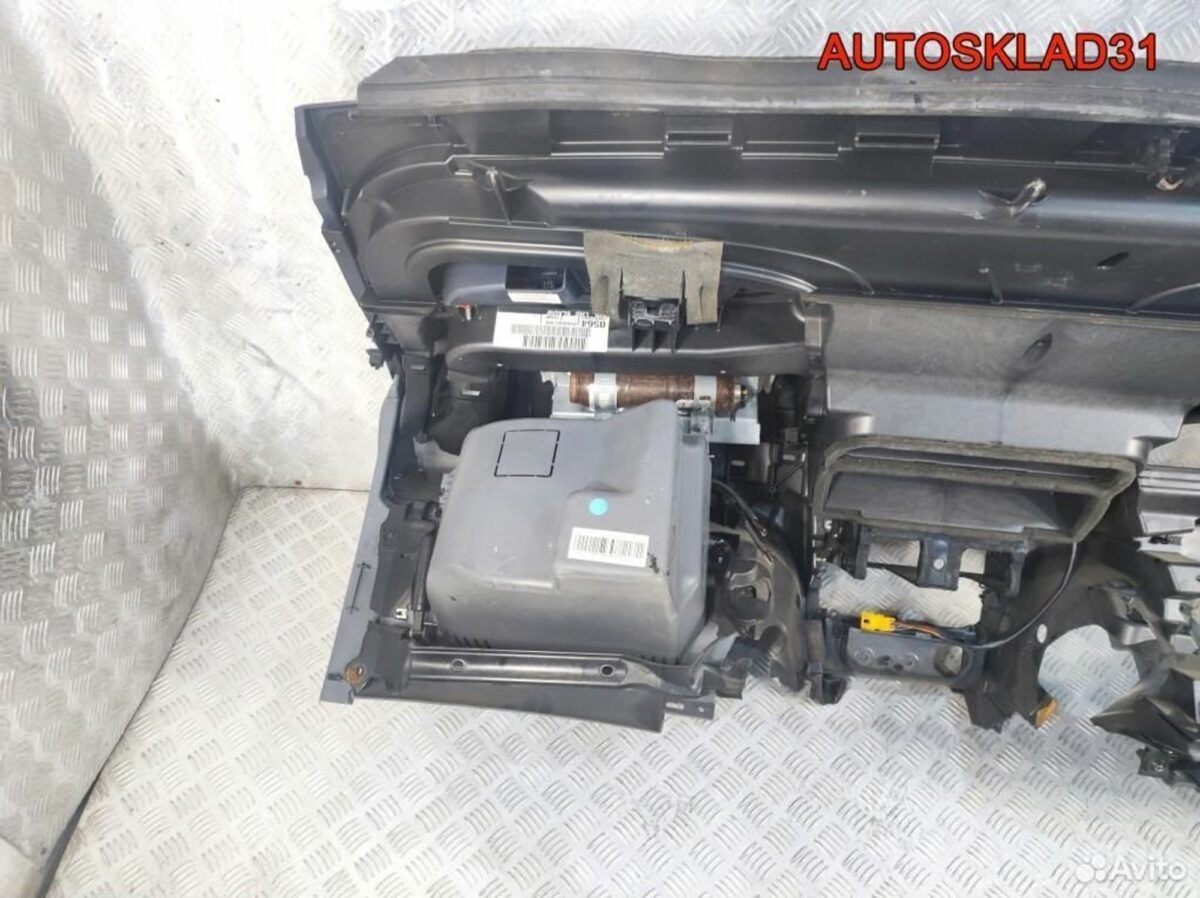 Торпедо с AIR BAG Ford Galaxy 1493935 - АвтоСклад31.рф - авторазборка контрактные б/у запчасти в г. Белгород