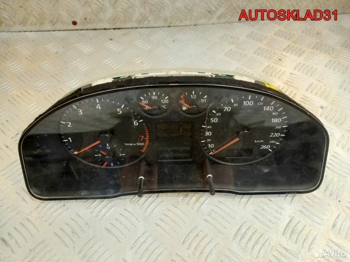 Панель приборов Audi A4 B5 8D0919860G бензин - АвтоСклад31.рф - авторазборка контрактные б/у запчасти в г. Белгород