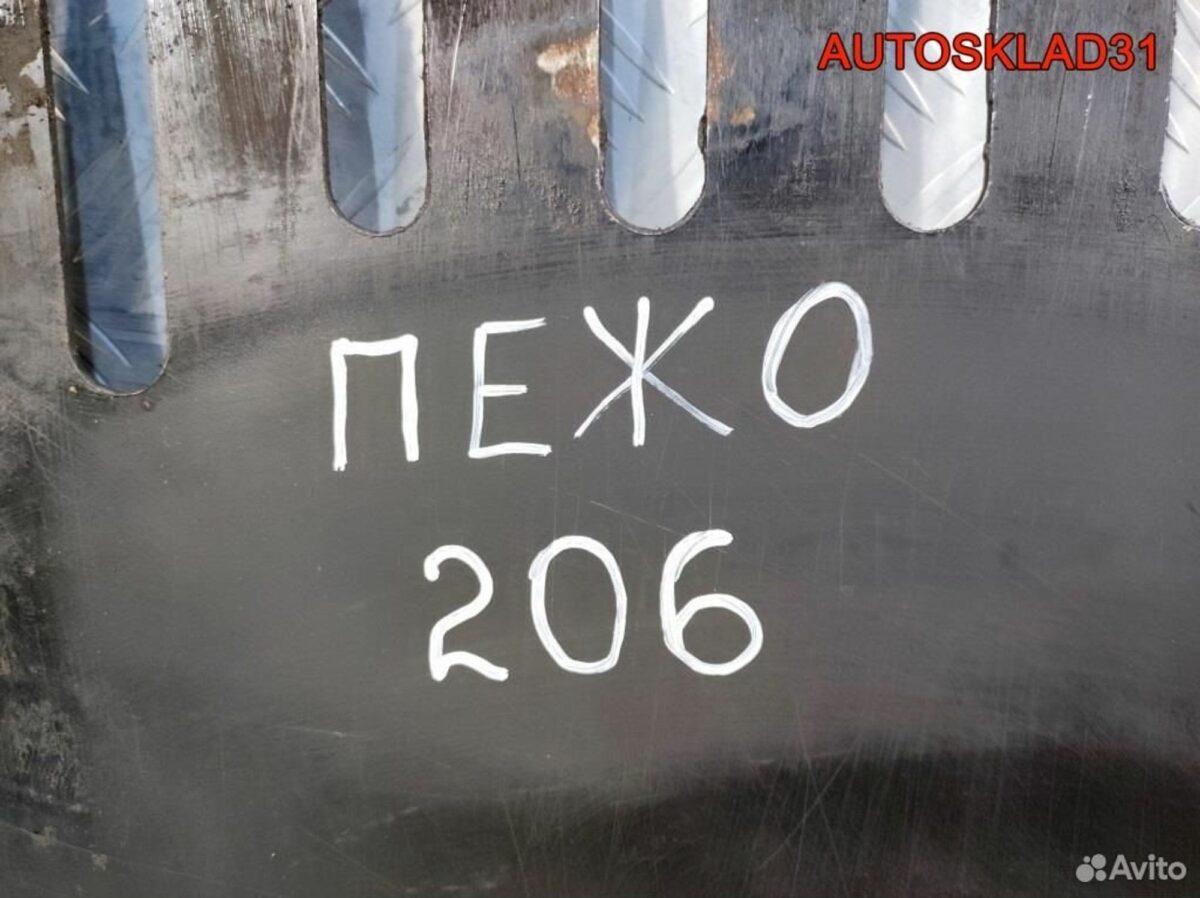 Защита двигателя Peugeot 206 - АвтоСклад31.рф - авторазборка контрактные б/у запчасти в г. Белгород
