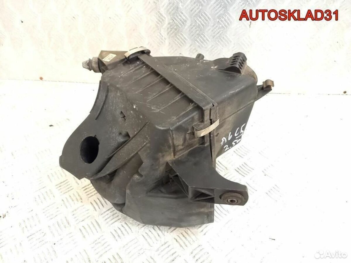 Корпус воздушного фильтра Audi A6 C5 4B0133837F - АвтоСклад31.рф - авторазборка контрактные б/у запчасти в г. Белгород