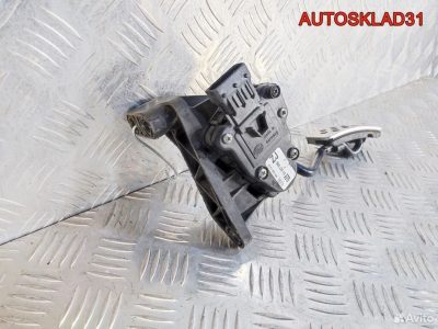 Педаль газа Opel Astra H 24427006 - АвтоСклад31.рф - авторазборка контрактные б/у запчасти в г. Белгород
