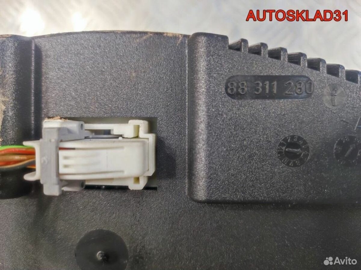 Панель приборов Mercedes Benz W203 A2035401311 - АвтоСклад31.рф - авторазборка контрактные б/у запчасти в г. Белгород