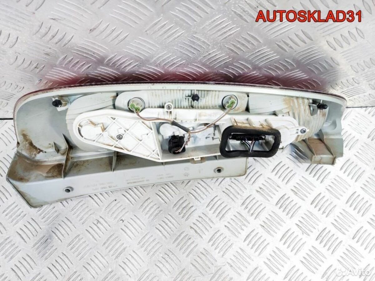Фонарь задний правый Skoda Roomster 5J7945096 - АвтоСклад31.рф - авторазборка контрактные б/у запчасти в г. Белгород