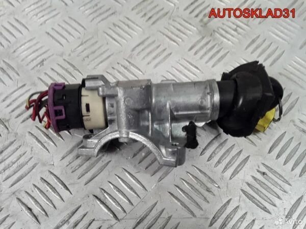 Решетка стеклоочистителя Audi A4 B6 8E1819447A - АвтоСклад31.рф - авторазборка контрактные б/у запчасти в г. Белгород