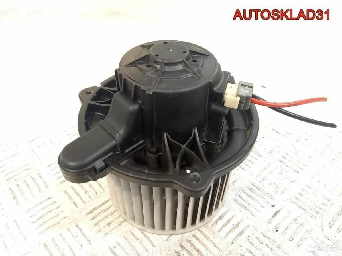Моторчик отопителя Kia Ceed F00S33F012 - АвтоСклад31.рф - авторазборка контрактные б/у запчасти в г. Белгород