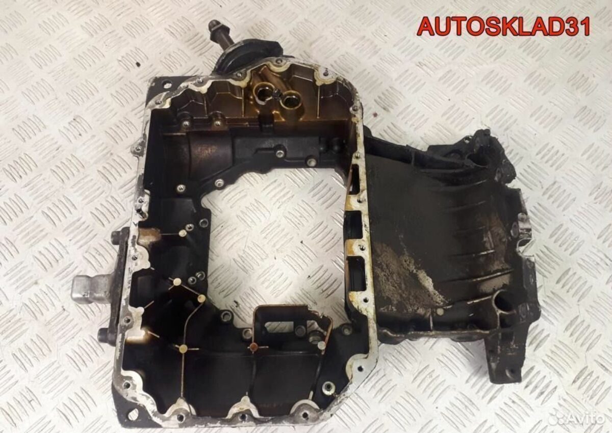 Поддон верхний Ауди А6 Ц5 3.0 ASN 06C103603G - АвтоСклад31.рф - авторазборка контрактные б/у запчасти в г. Белгород