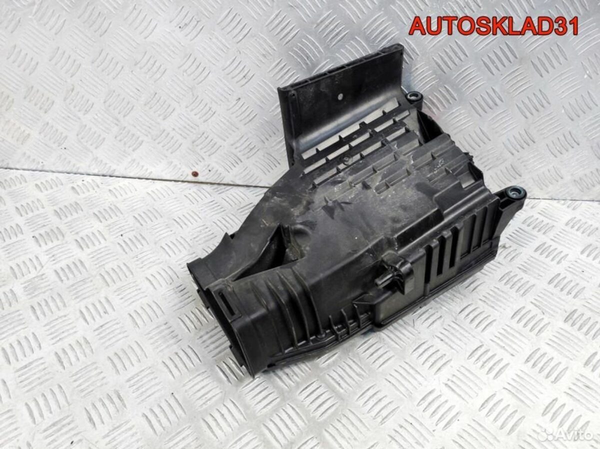 Корпус воздушного фильтра Mercedes W203 2710900901 - АвтоСклад31.рф - авторазборка контрактные б/у запчасти в г. Белгород