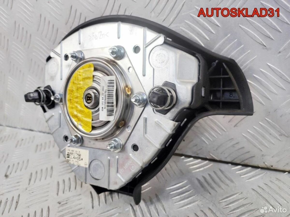 Подушка безопасности в руль Seat Leon 1M0880201M - АвтоСклад31.рф - авторазборка контрактные б/у запчасти в г. Белгород