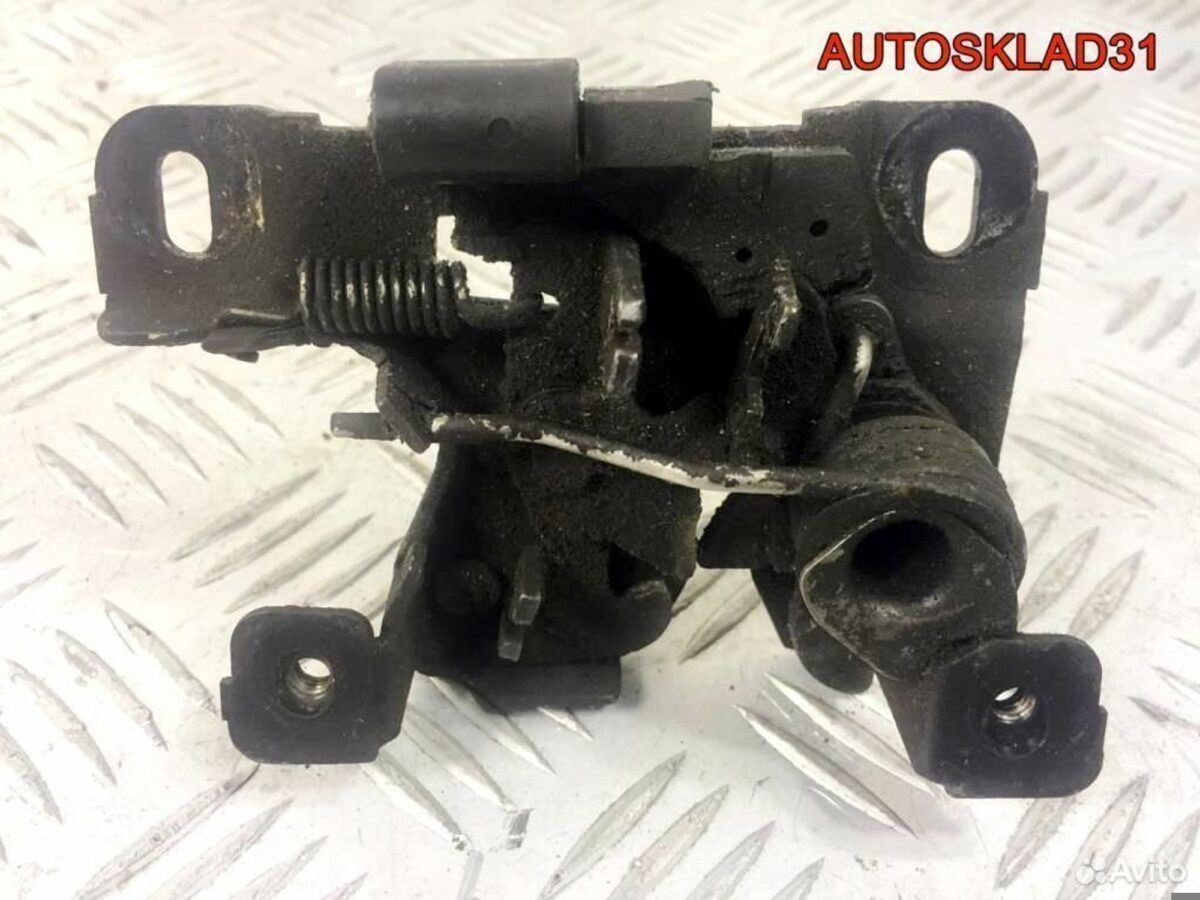 Замок капота Audi A4 B5 8D0823509G - АвтоСклад31.рф - авторазборка контрактные б/у запчасти в г. Белгород