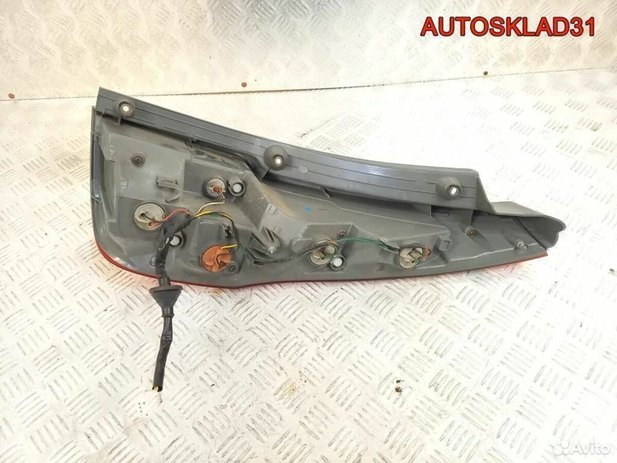 Фонарь задний левый Hyundai i30 924012L110 - АвтоСклад31.рф - авторазборка контрактные б/у запчасти в г. Белгород