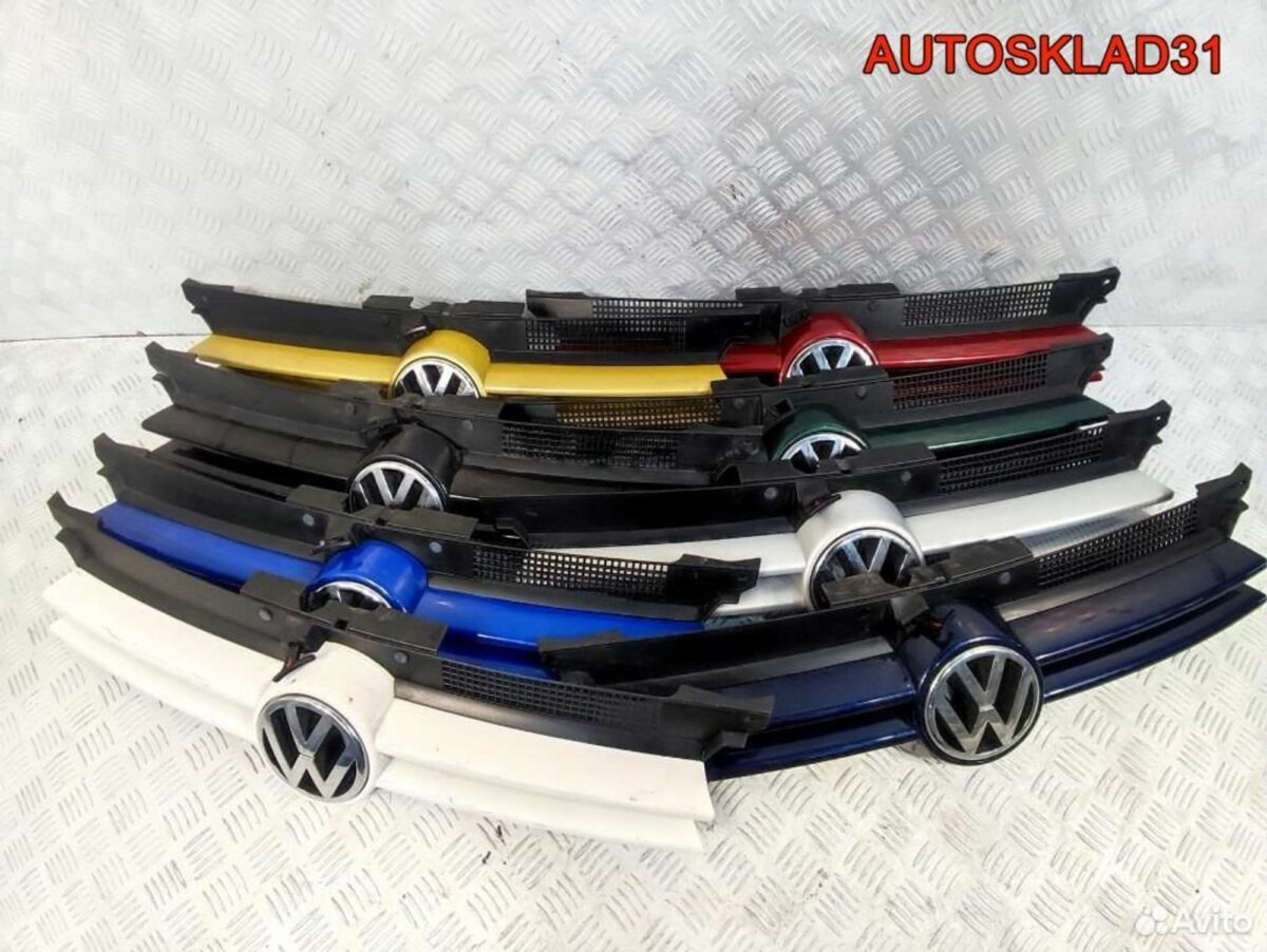Решетка радиатора Volkswagen Golf 4 1J0853651F - АвтоСклад31.рф - авторазборка контрактные б/у запчасти в г. Белгород