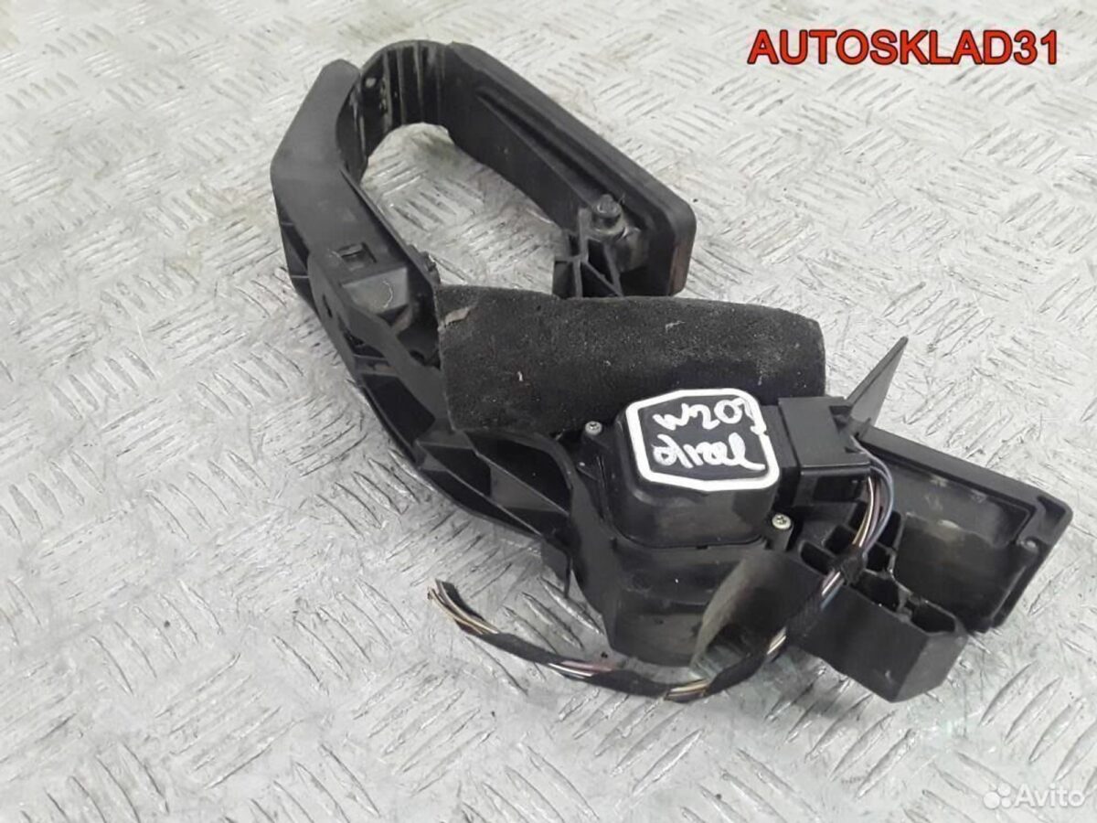 Педаль газа Mercedes Benz W203 A2113000404 - АвтоСклад31.рф - авторазборка контрактные б/у запчасти в г. Белгород