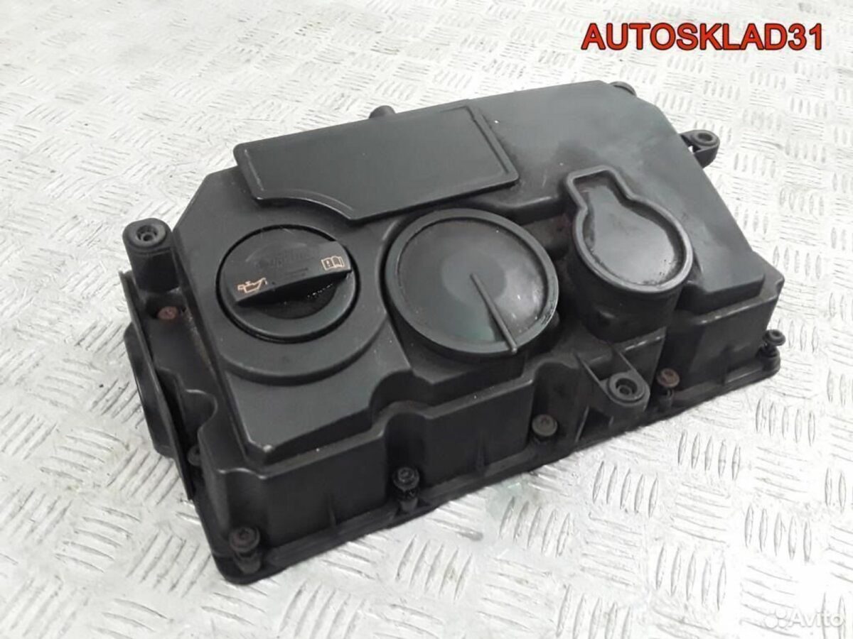 Крышка клапанная Skoda Octavia A5 BMM 03G103475D - АвтоСклад31.рф - авторазборка контрактные б/у запчасти в г. Белгород