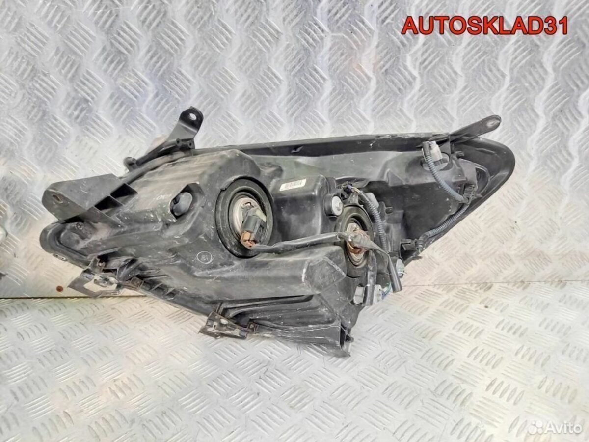Фара галоген Toyota CorollaVerso 811700F060 - АвтоСклад31.рф - авторазборка контрактные б/у запчасти в г. Белгород