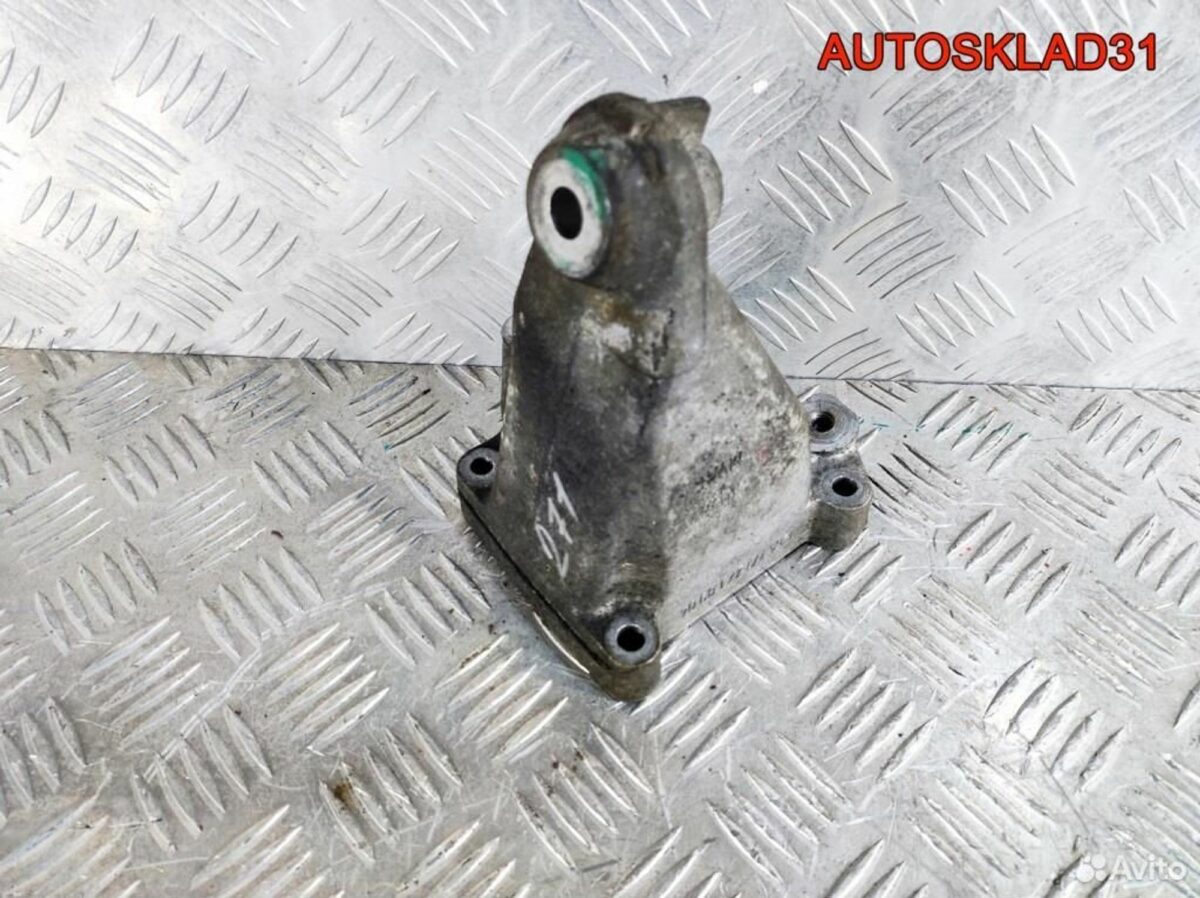 Кронштейн двигателя левый Mercedes W203 2712230904 - АвтоСклад31.рф - авторазборка контрактные б/у запчасти в г. Белгород
