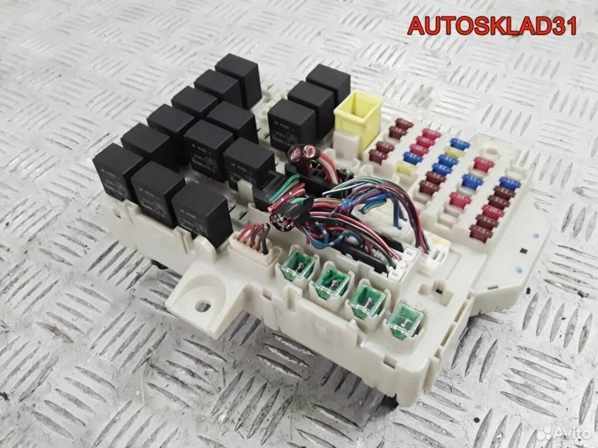 Блок предохранителей Mitsubishi Colt Z3 MN108319 - АвтоСклад31.рф - авторазборка контрактные б/у запчасти в г. Белгород