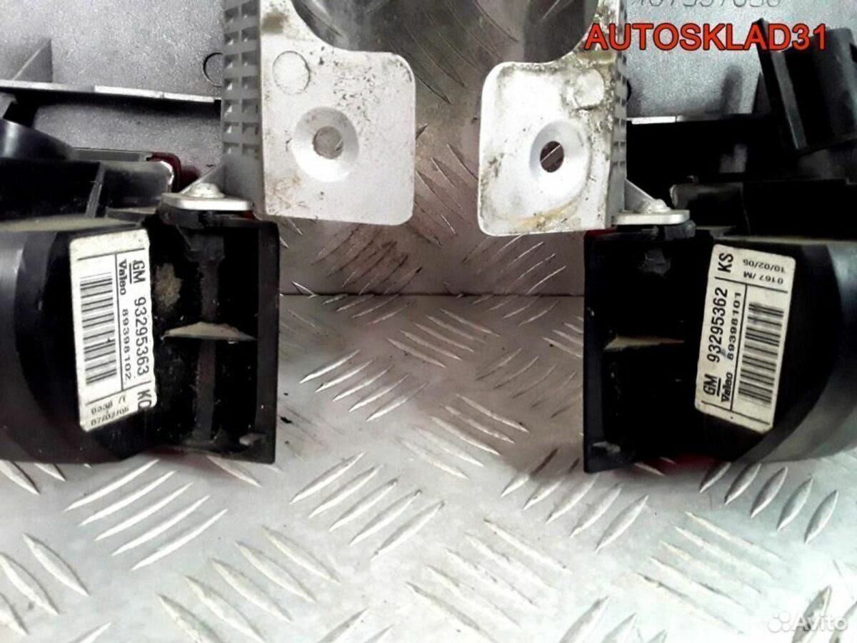 Фонарь задний противотуманный Opel Meriva 93295362 - АвтоСклад31.рф - авторазборка контрактные б/у запчасти в г. Белгород