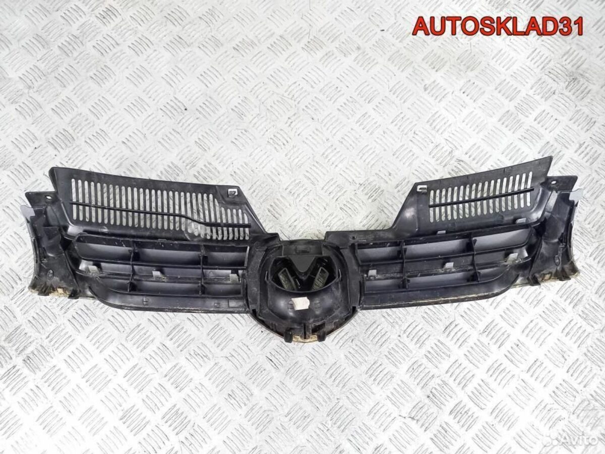 Решетка радиатора Volkswagen Golf 5 1K0853651A - АвтоСклад31.рф - авторазборка контрактные б/у запчасти в г. Белгород