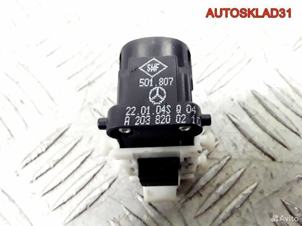 Кнопка стеклоподъемника Mercedes W203 A2038200210 - АвтоСклад31.рф - авторазборка контрактные б/у запчасти в г. Белгород
