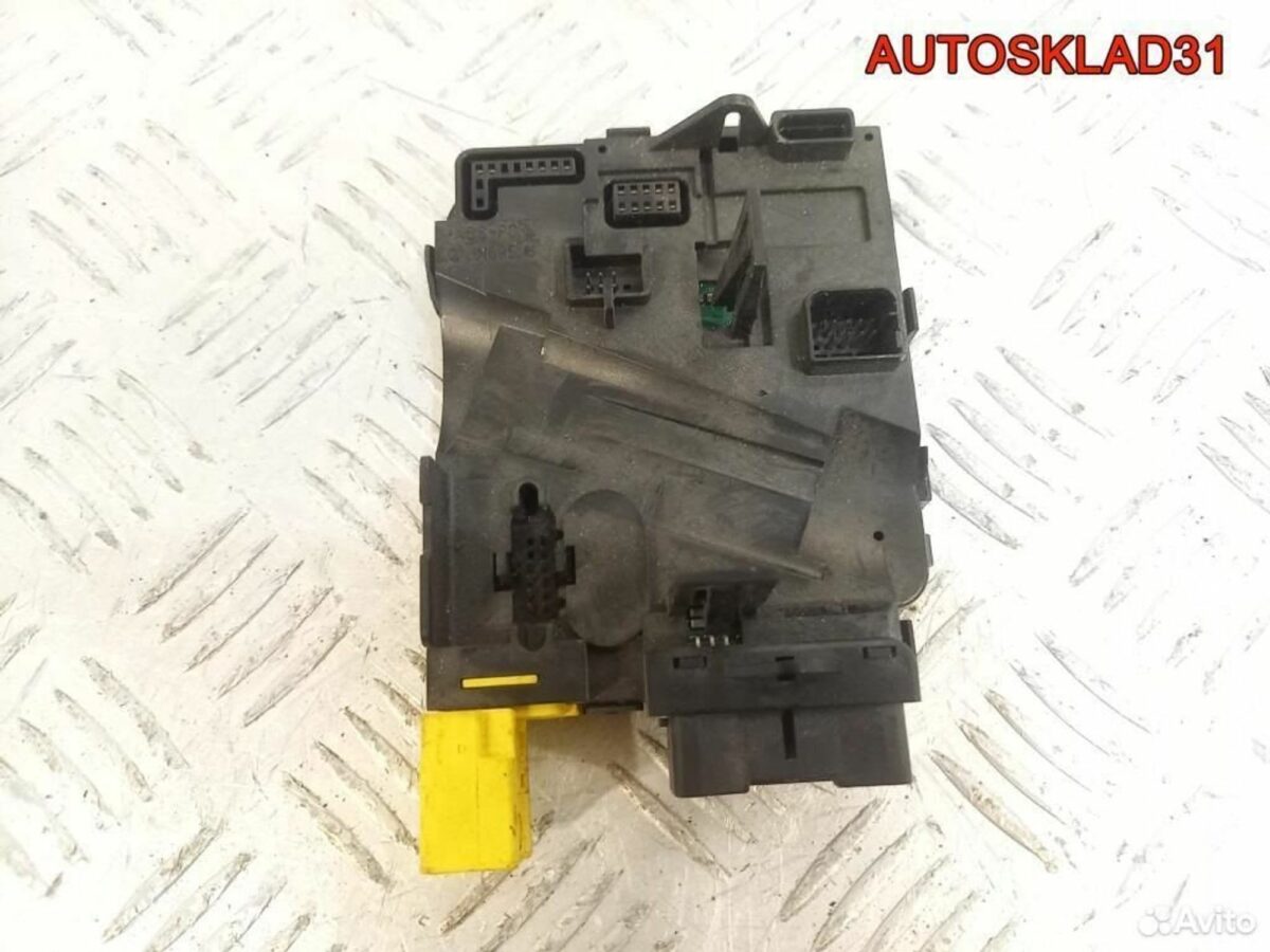 Блок подрулевой Volkswagen Golf 5 1K0953549A - АвтоСклад31.рф - авторазборка контрактные б/у запчасти в г. Белгород