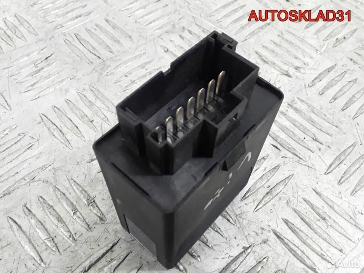 Реле поворотов Mercedes Benz Vito 638 0165452332 - АвтоСклад31.рф - авторазборка контрактные б/у запчасти в г. Белгород