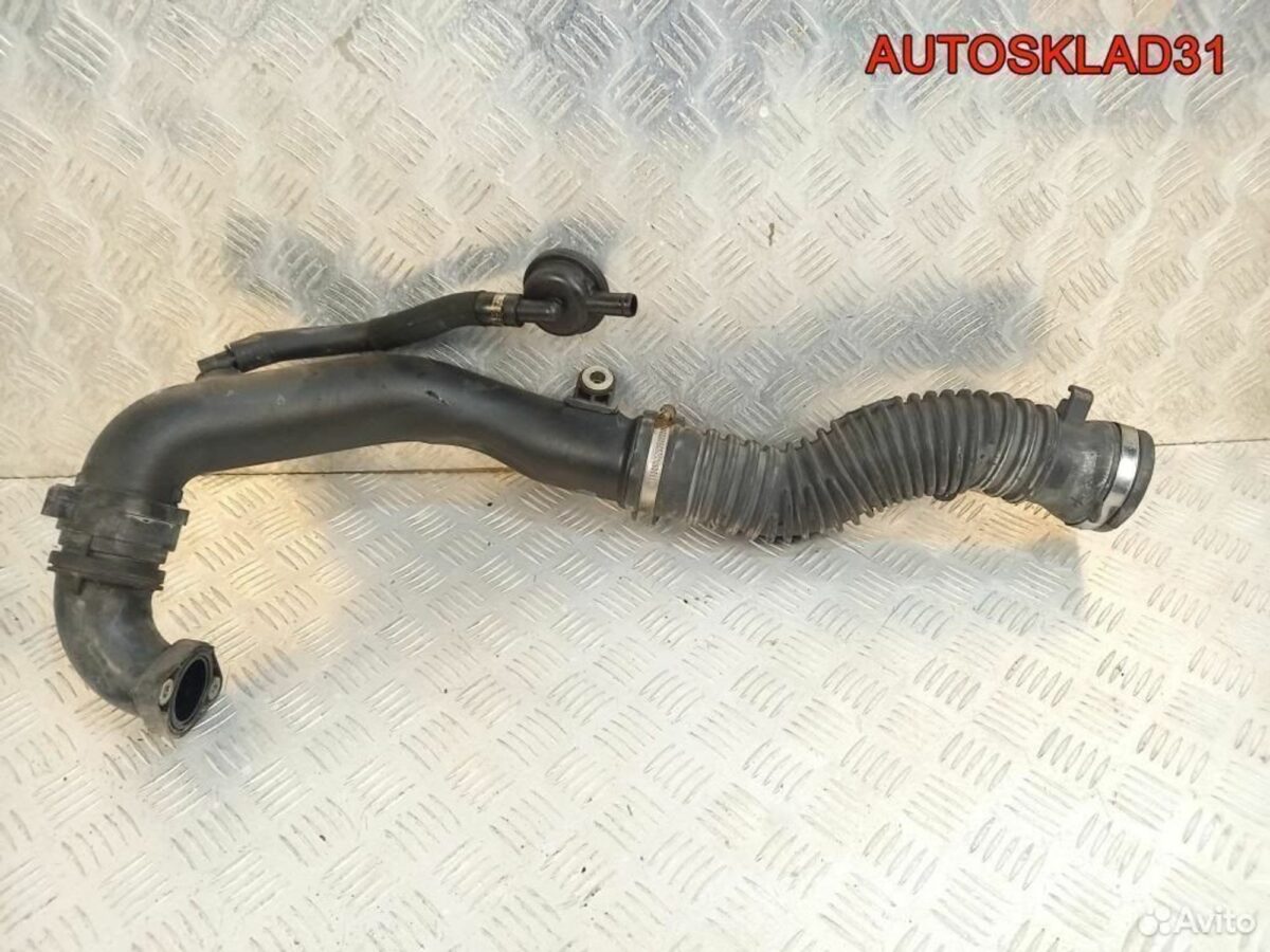 Патрубок интеркулера Renault Laguna 3 8201003136 - АвтоСклад31.рф - авторазборка контрактные б/у запчасти в г. Белгород