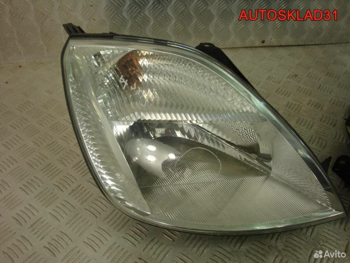 Фара Ford Fiesta 1320349 Дорест - АвтоСклад31.рф - авторазборка контрактные б/у запчасти в г. Белгород