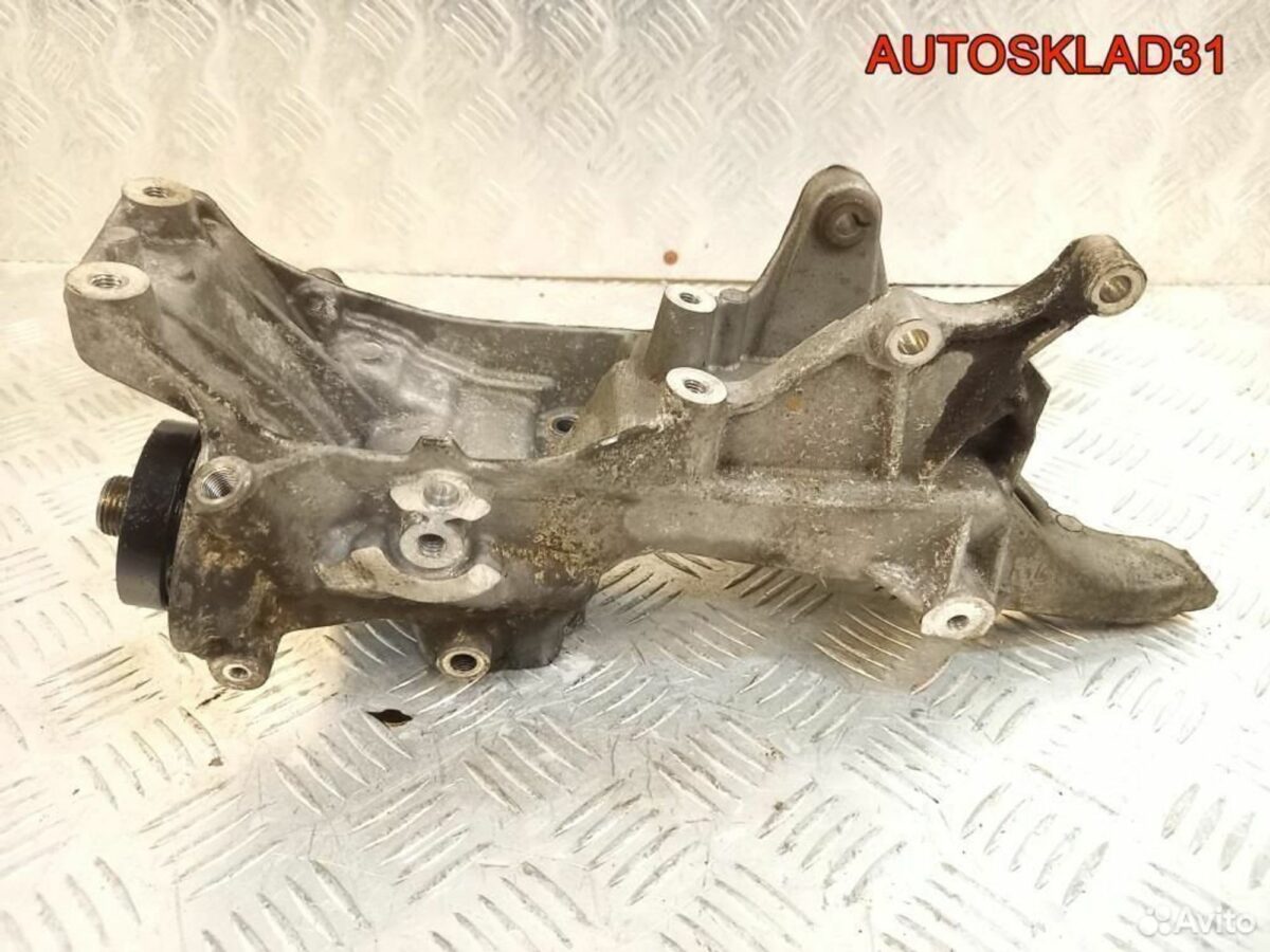 Кронштейн генератора Audi Q5 8R 06H903143E - АвтоСклад31.рф - авторазборка контрактные б/у запчасти в г. Белгород