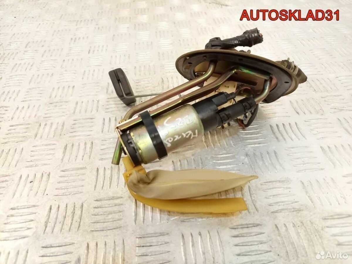 Насос топливный Mazda 323 BA 1,5 Z5 b6bf1335z - АвтоСклад31.рф - авторазборка контрактные б/у запчасти в г. Белгород