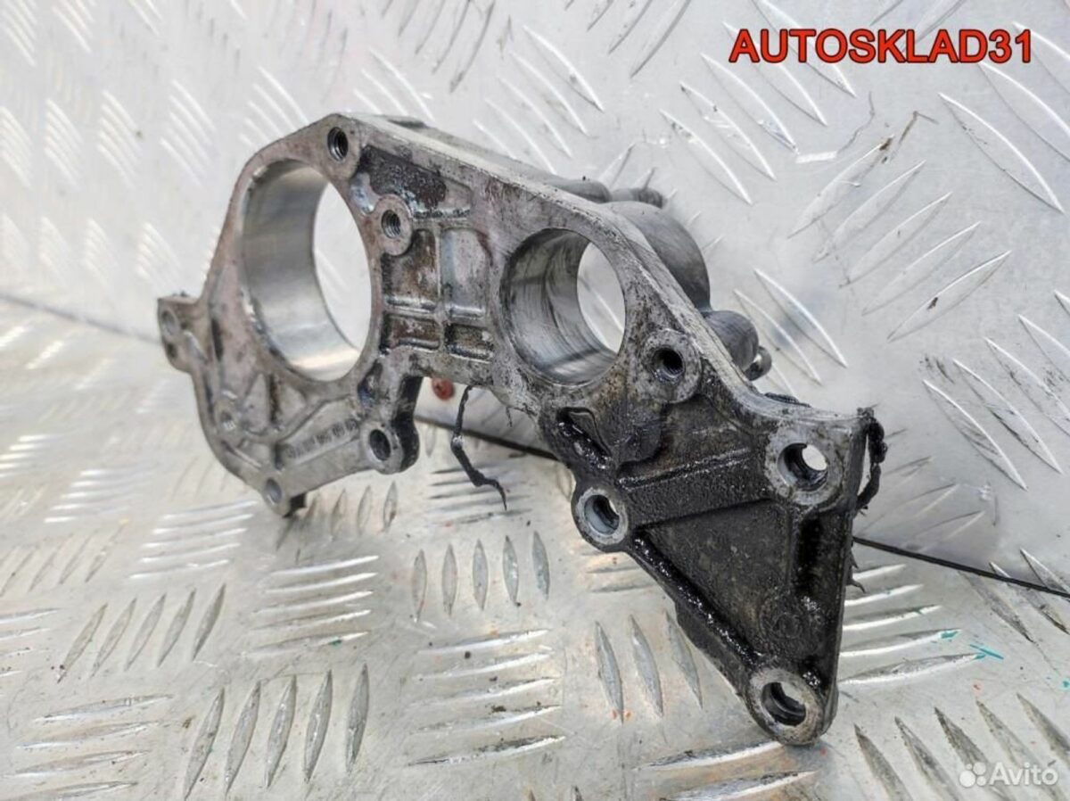 Крышка двигателя передняя Mercedes W203 6110160006 - АвтоСклад31.рф - авторазборка контрактные б/у запчасти в г. Белгород
