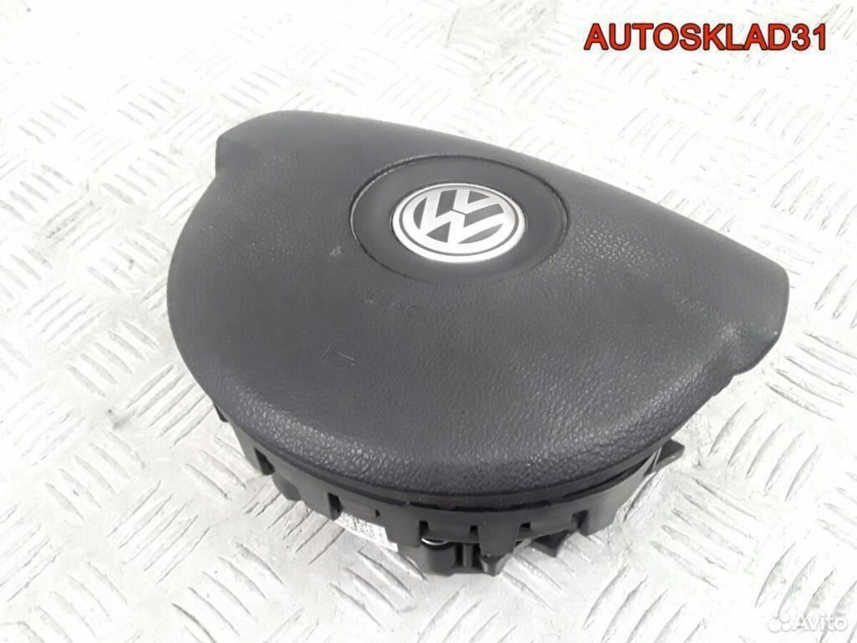 Подушка безопасности в руль Passat B6 3C0880201BB - АвтоСклад31.рф - авторазборка контрактные б/у запчасти в г. Белгород