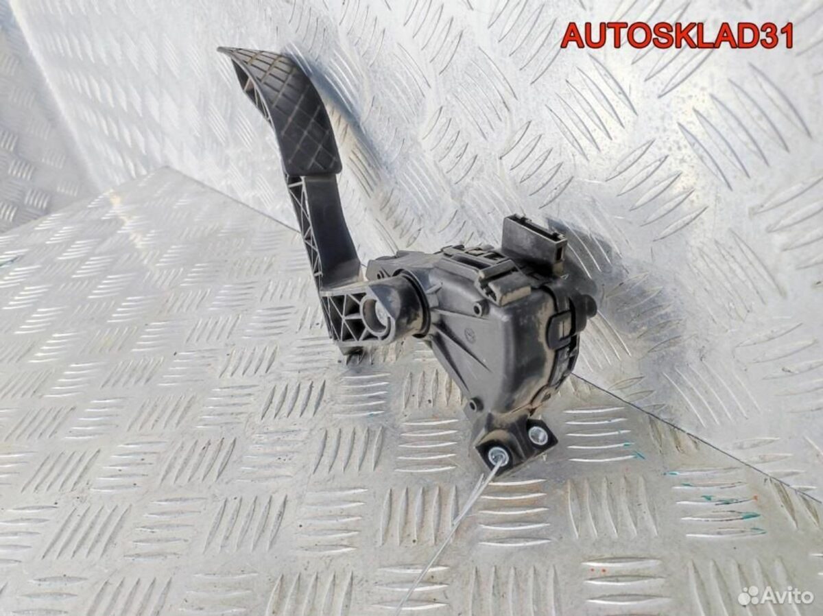 Педаль газа Audi A4 B5 8D1721523J Дизель - АвтоСклад31.рф - авторазборка контрактные б/у запчасти в г. Белгород