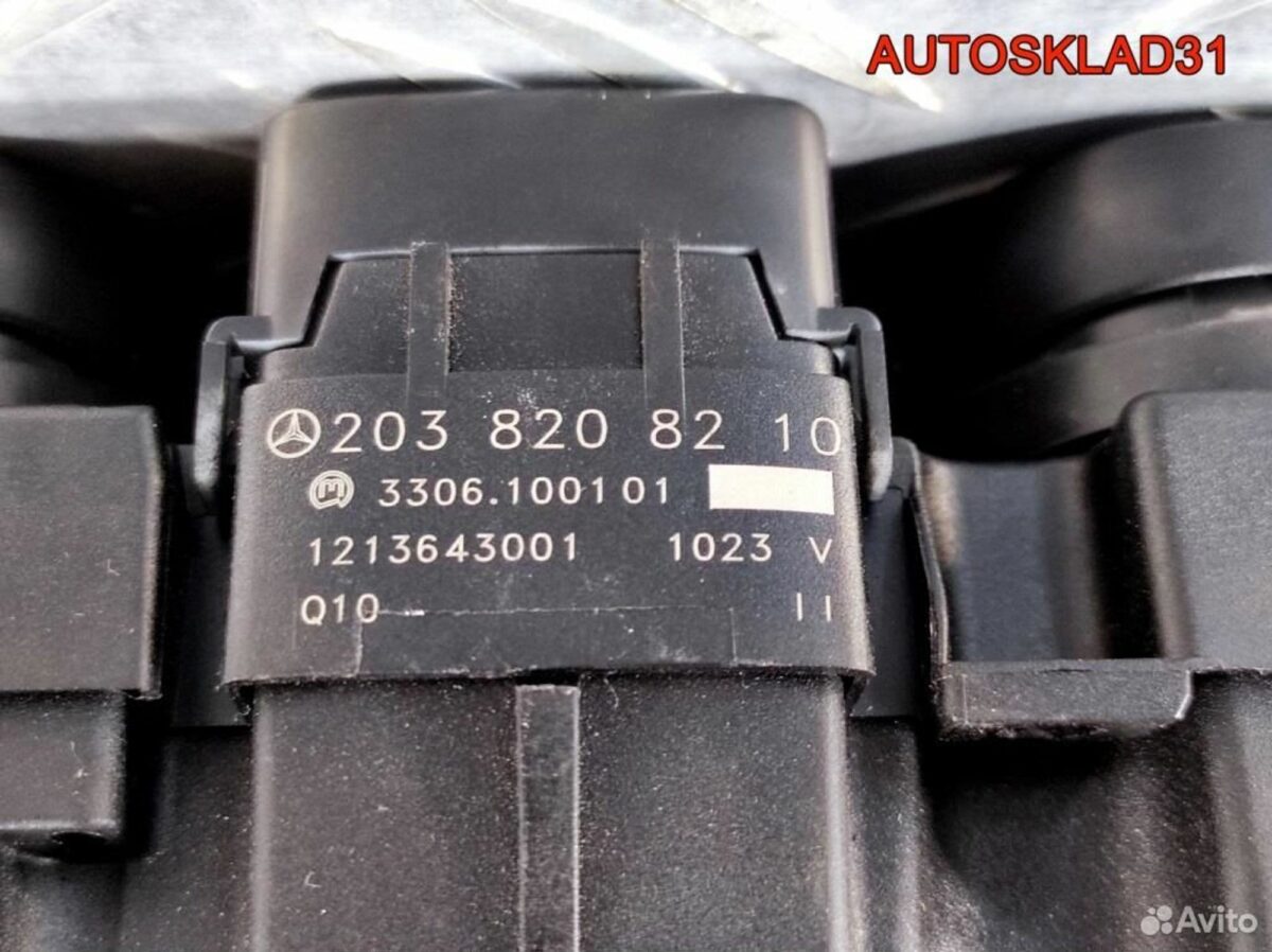 Блок кнопок Mercedes Benz W203 A2038208210 - АвтоСклад31.рф - авторазборка контрактные б/у запчасти в г. Белгород