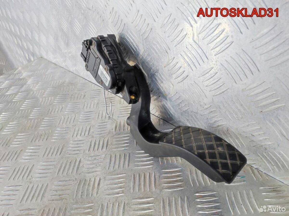 Педаль газа Audi A4 B5 8D1721523 Дизель - АвтоСклад31.рф - авторазборка контрактные б/у запчасти в г. Белгород