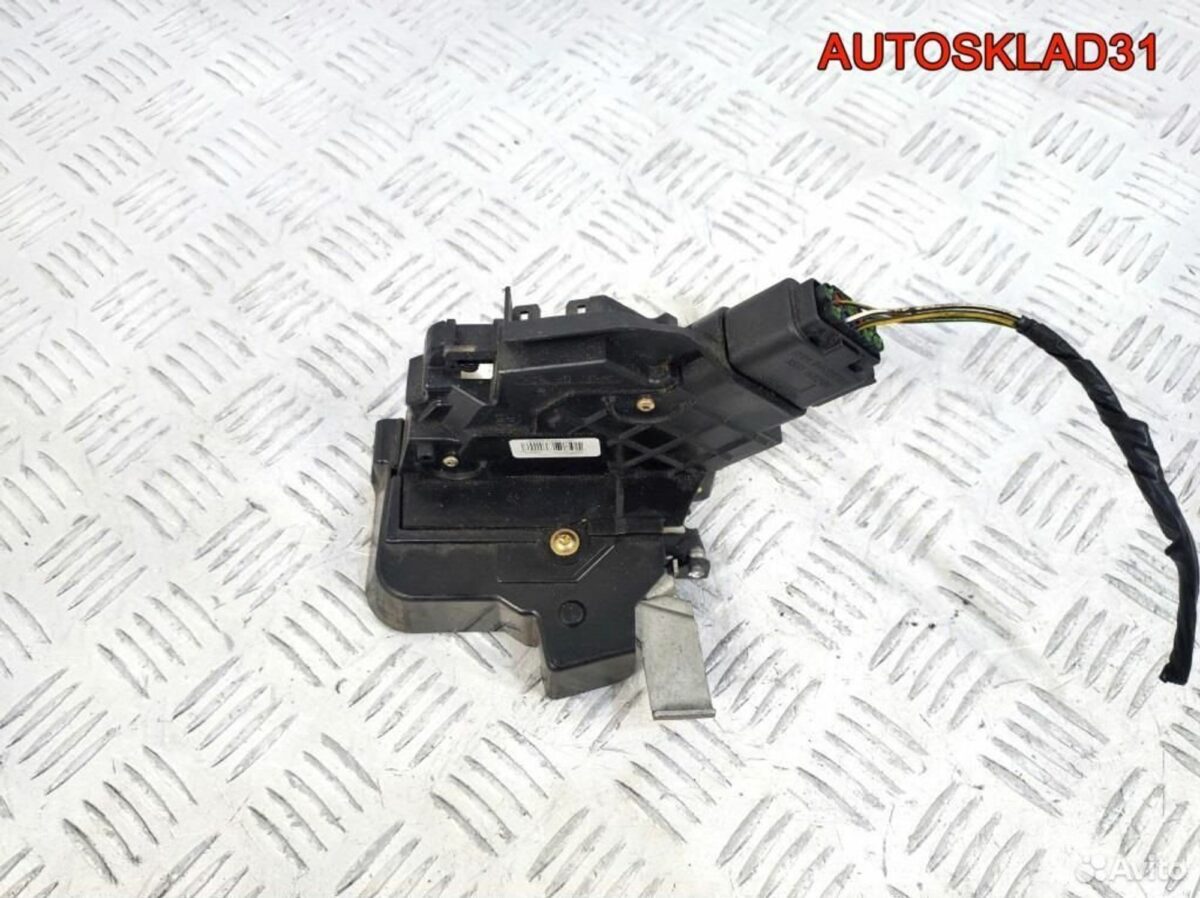 Замок двери задней правой Ford Focus 4M5AA26412BC - АвтоСклад31.рф - авторазборка контрактные б/у запчасти в г. Белгород