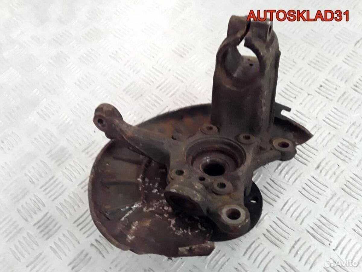 Кулак поворотный перед левый VW Golf 5 1K0407255P - АвтоСклад31.рф - авторазборка контрактные б/у запчасти в г. Белгород