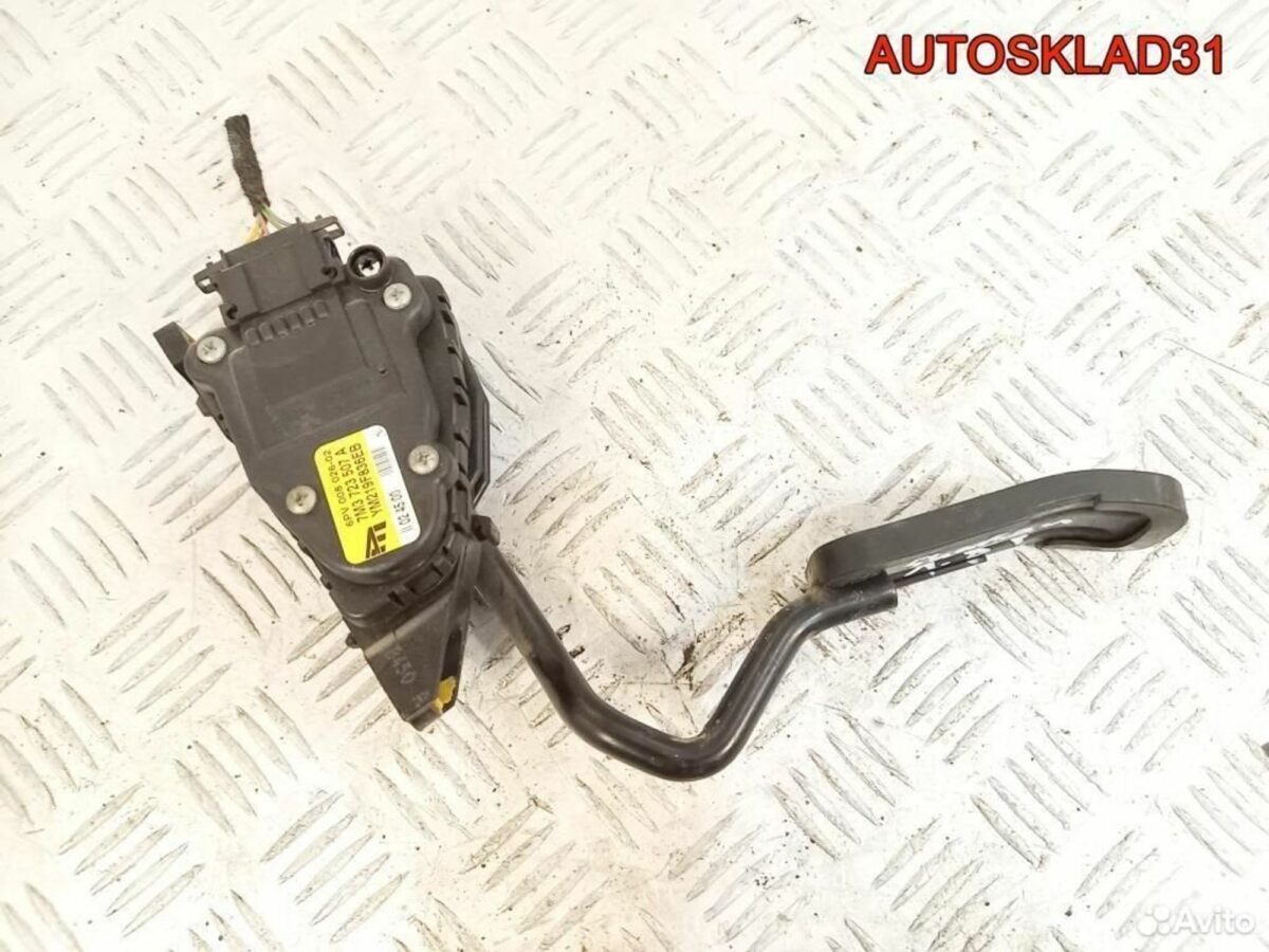 Педаль газа Volkswagen Sharan 1.8 AWC 7M3723507A - АвтоСклад31.рф - авторазборка контрактные б/у запчасти в г. Белгород