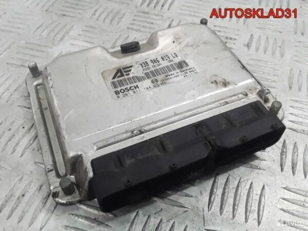 Фланец системы охлаждения Audi A6 C5 038121133A - АвтоСклад31.рф - авторазборка контрактные б/у запчасти в г. Белгород