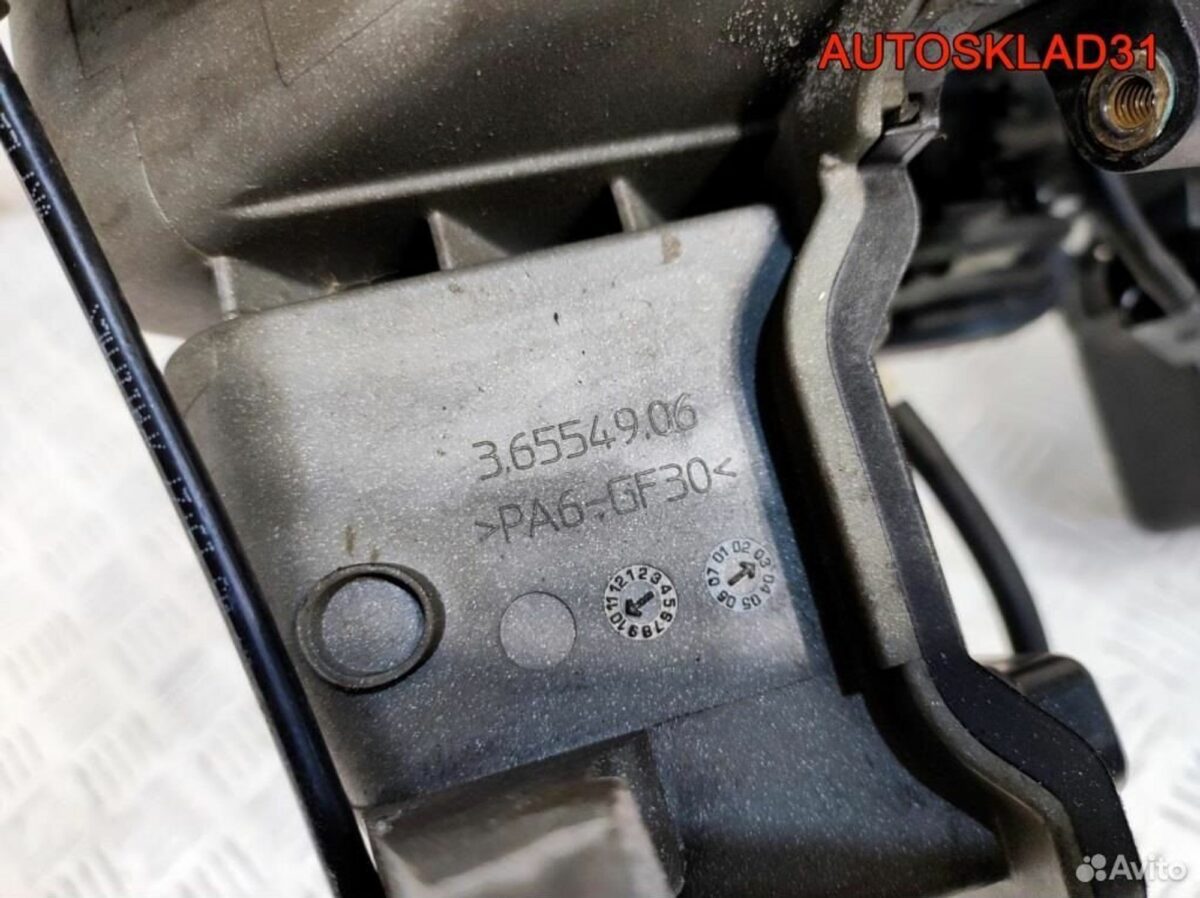 Коллектор впускной Volkswagen Golf 4 AZJ 06A133204 - АвтоСклад31.рф - авторазборка контрактные б/у запчасти в г. Белгород