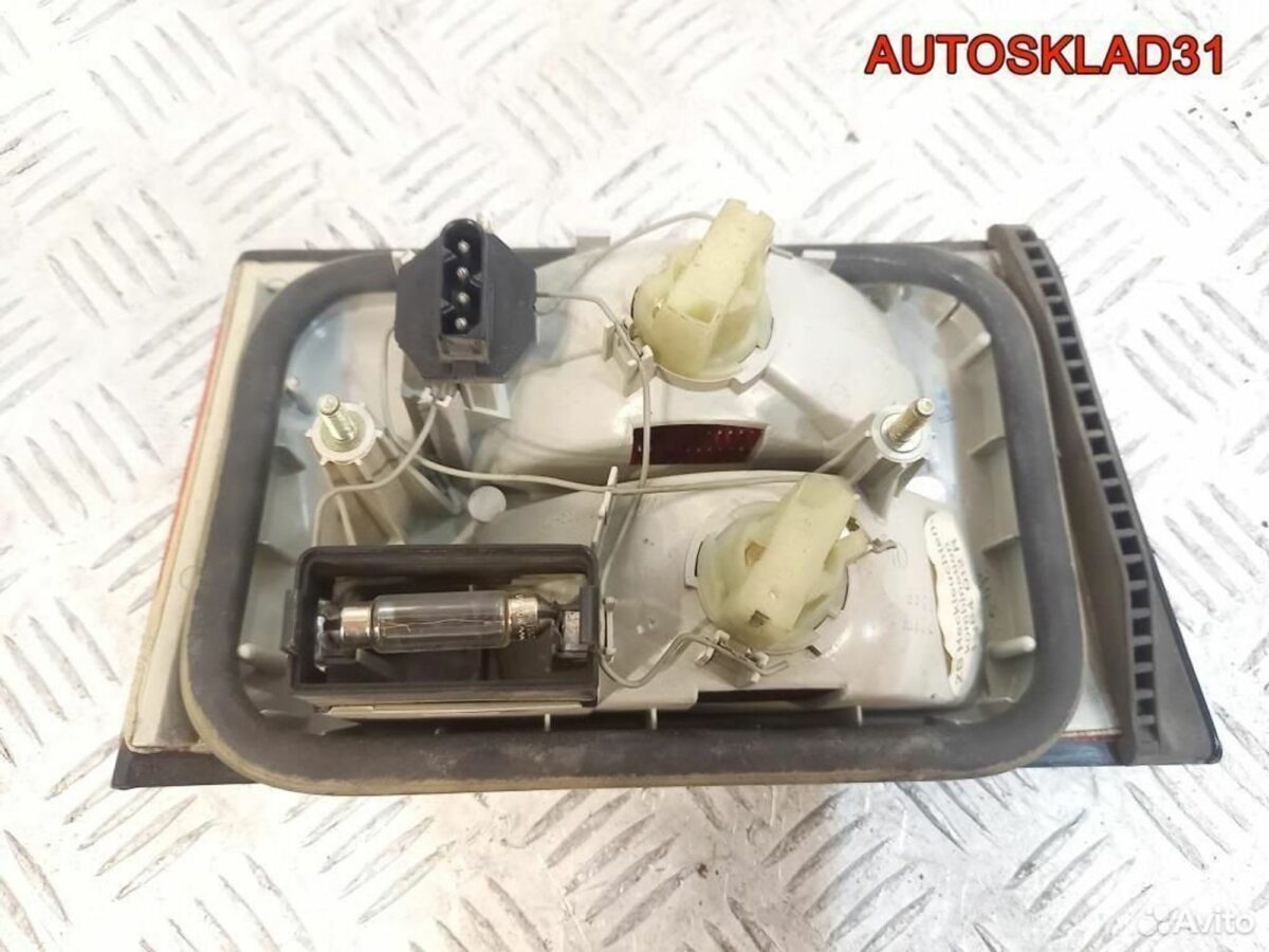 Фонарь задний внутренний правый BMW Е34 1384012 - АвтоСклад31.рф - авторазборка контрактные б/у запчасти в г. Белгород