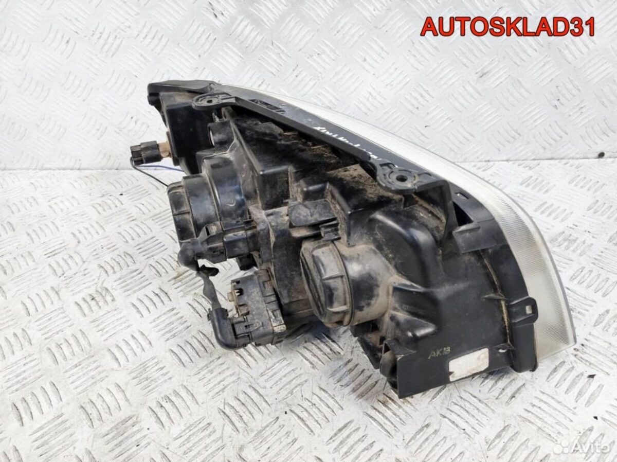 Фара левая Hyundai Matrix 9210117610 Рестайлинг - АвтоСклад31.рф - авторазборка контрактные б/у запчасти в г. Белгород