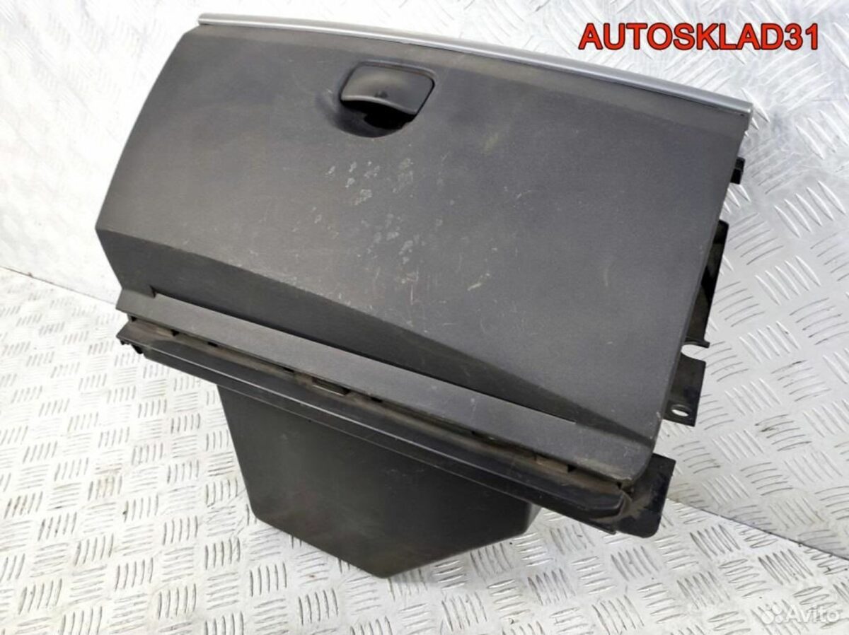 Бардачок Renault Megane 2 8200179946 - АвтоСклад31.рф - авторазборка контрактные б/у запчасти в г. Белгород