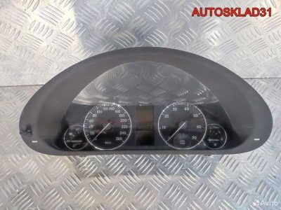 Панель приборов Mercedes Benz W203 A2035400348 - АвтоСклад31.рф - авторазборка контрактные б/у запчасти в г. Белгород