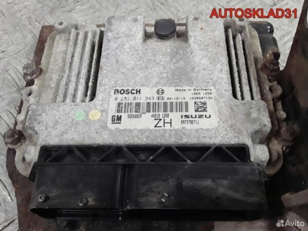 Фонарь задний в бампер правый Ford Focus 2 5M5115K272AA - АвтоСклад31.рф - авторазборка контрактные б/у запчасти в г. Белгород
