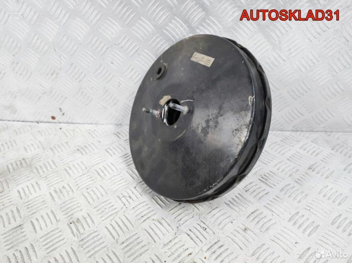 Вакуумный усилитель тормозов VW Golf 4 1J1614105L - АвтоСклад31.рф - авторазборка контрактные б/у запчасти в г. Белгород